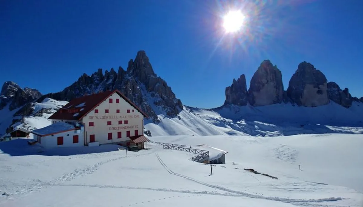 Paternkofel u Drei Zinnen mit Drei-Zinnen-Hütte | © Annette Gröbner