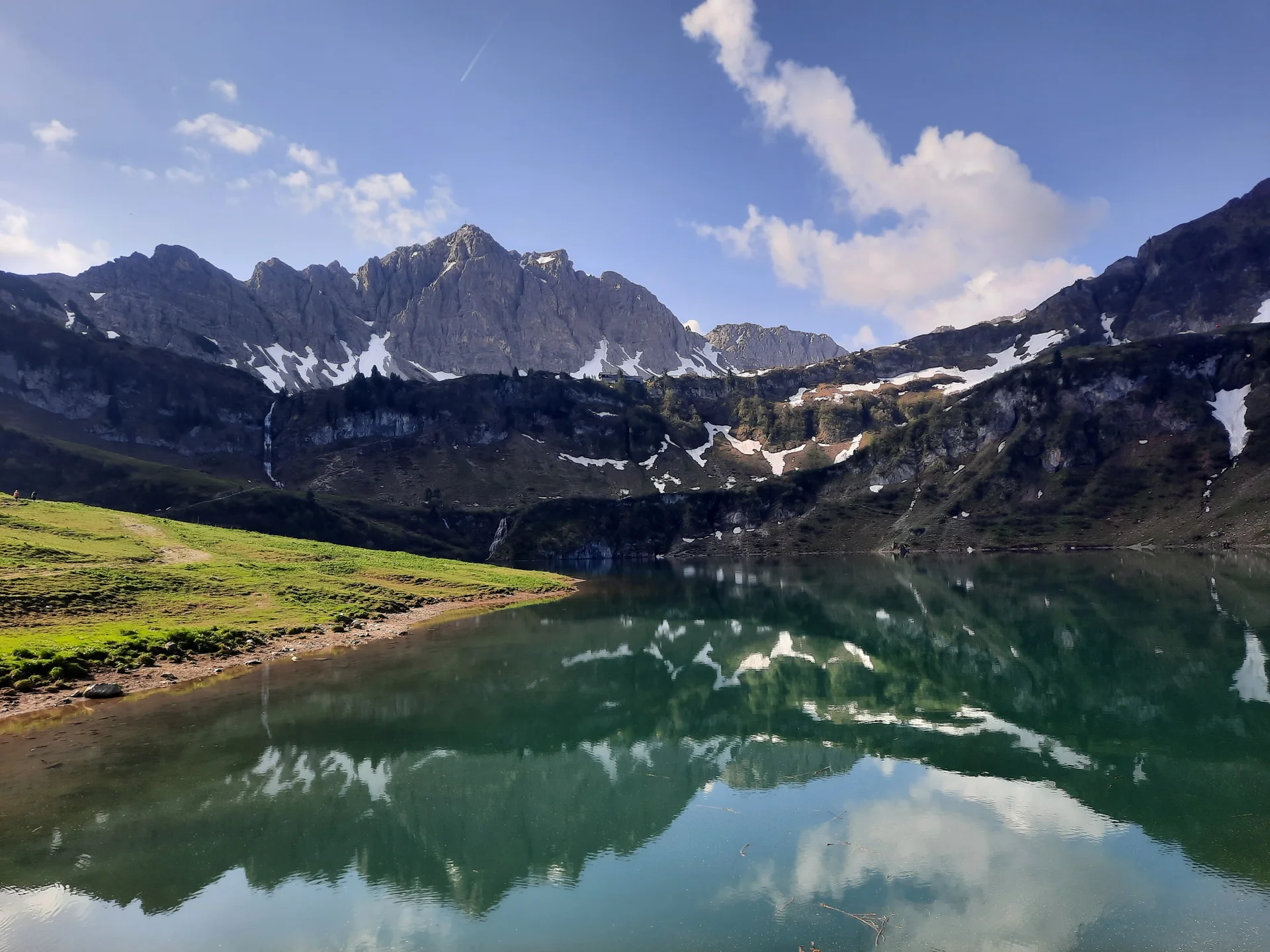 Traualpsee mit Lachenspitze | © privat