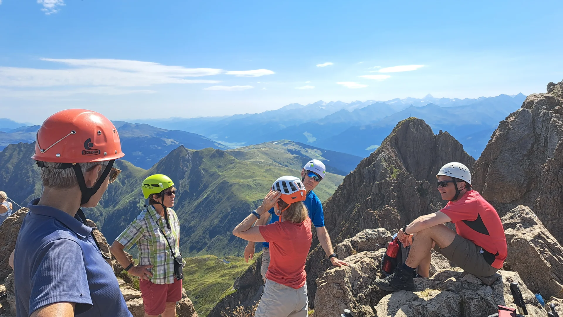 Gipfelrast am Großen Rettenstein | © Josef Fendl