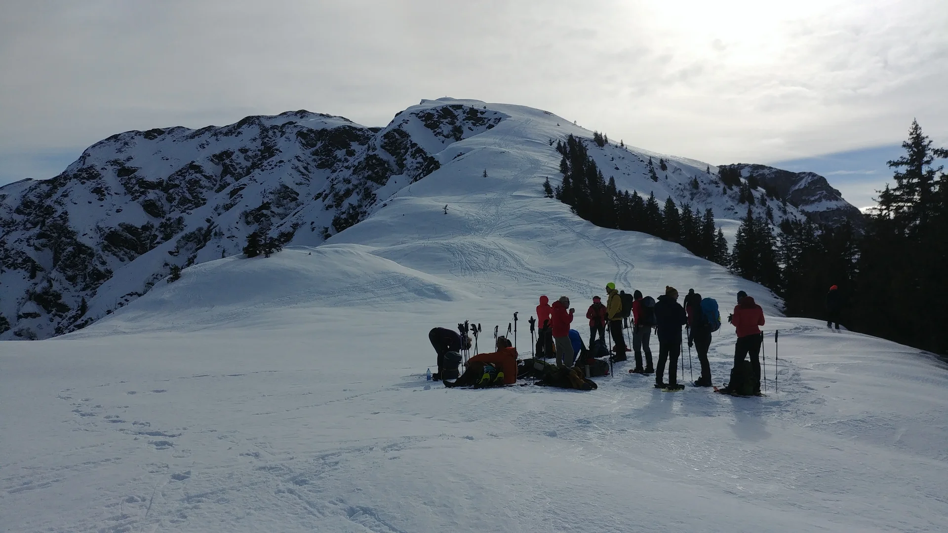 Brotzeitplatz nach Saalkogel und Rauber | © Annette Gröbner