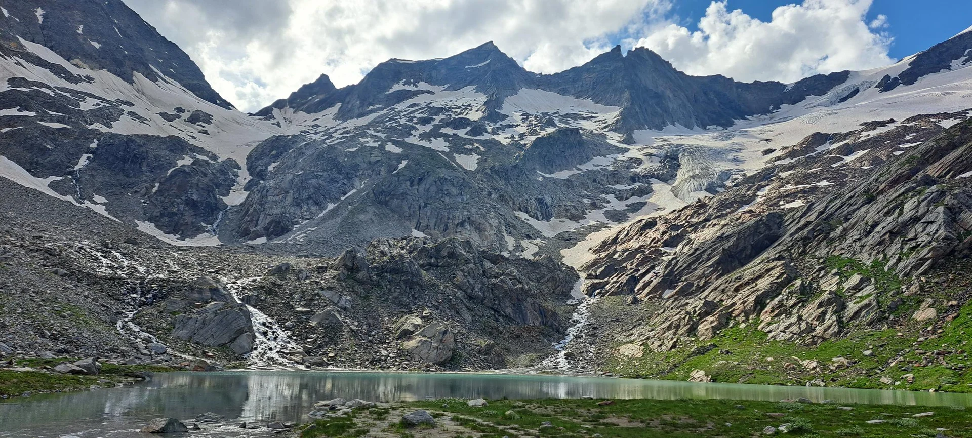Simonysee mit vord. und hinterer Gubachspitze | © C.Ammann
