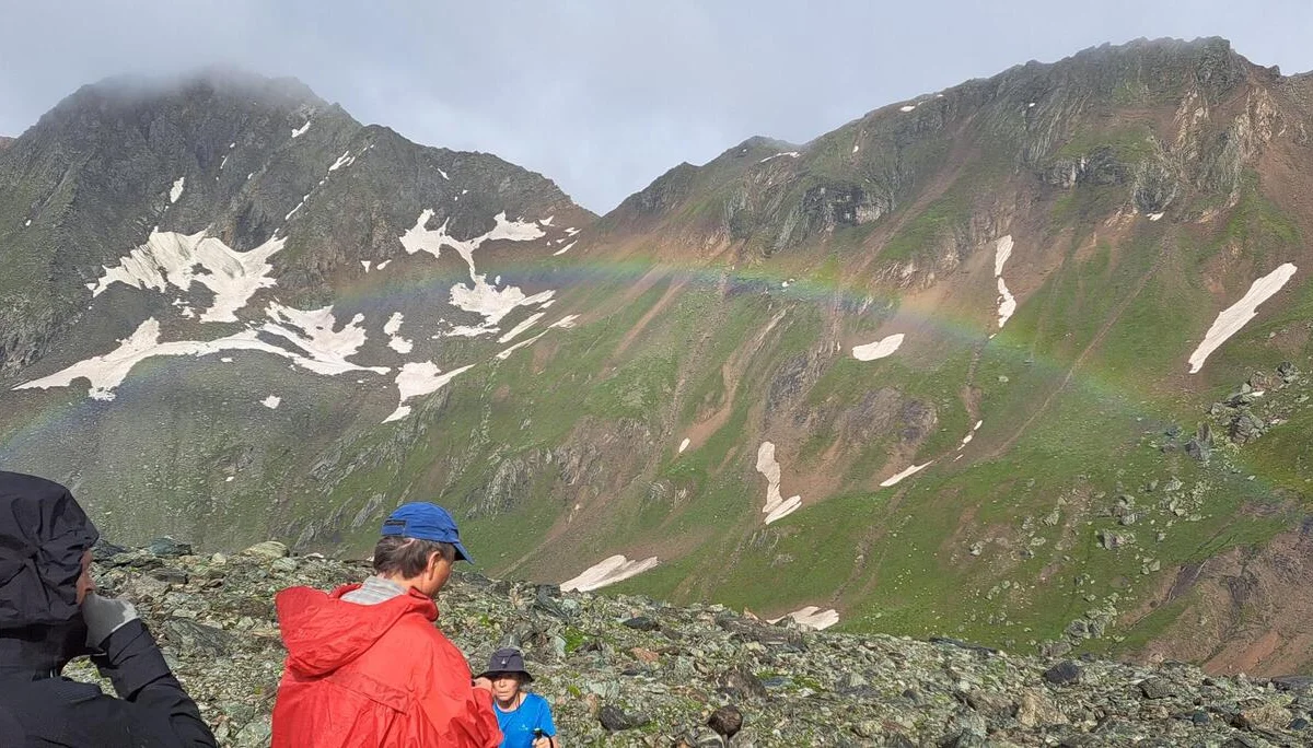 am Aufstieg zur Kreuzspitze | © C. Ammann