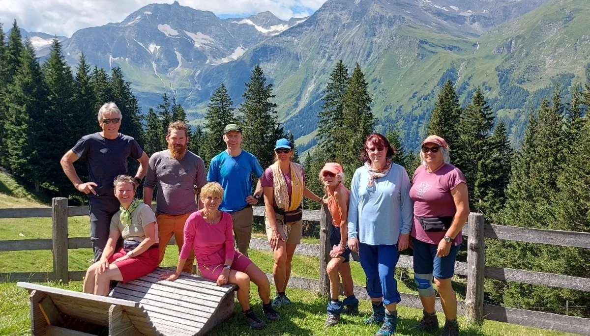 Glückliche Bergsteigende | © J.Baumgartner