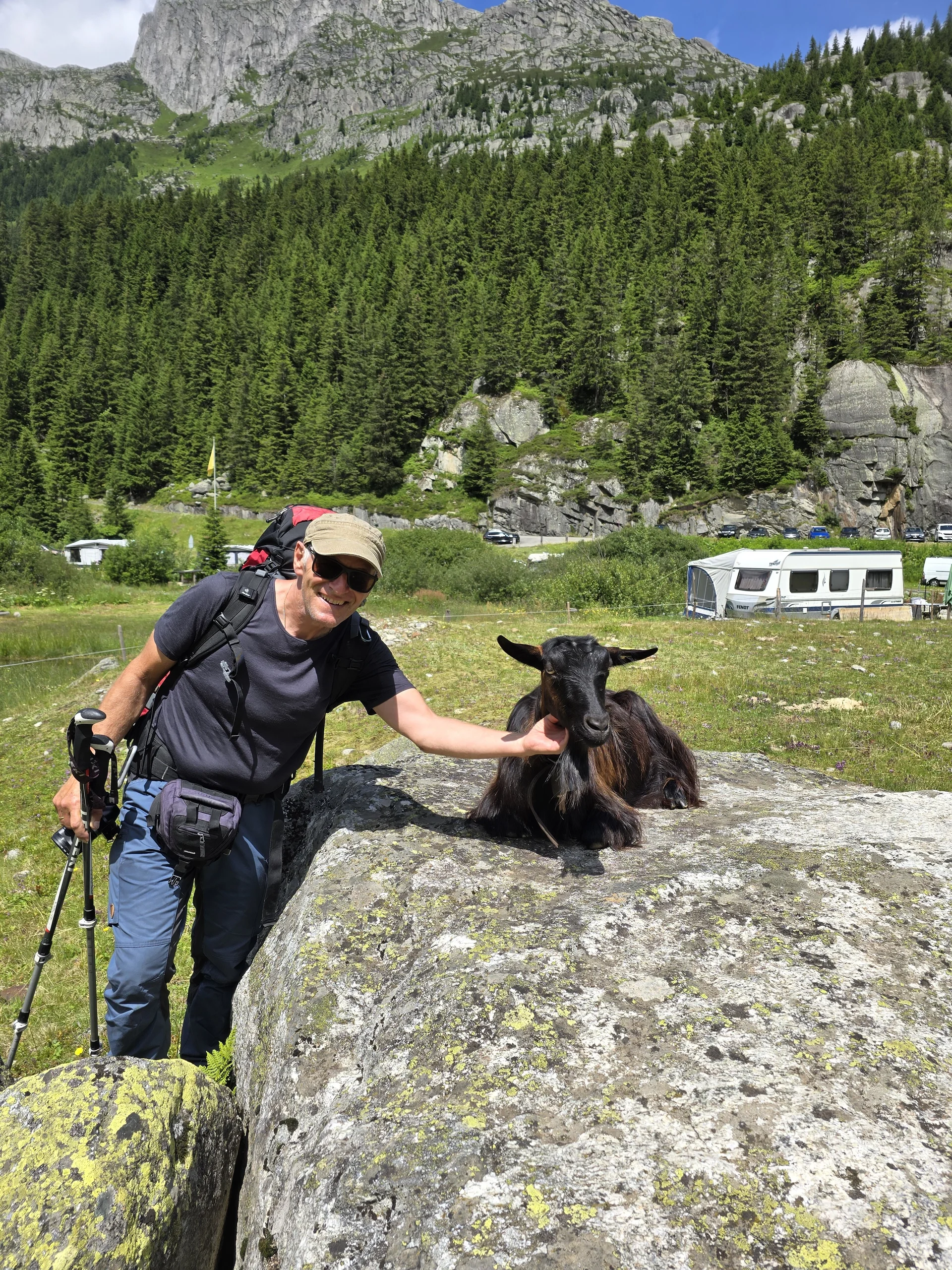 Mit der Bergziege auf Du und Du | © Chr. Steininger