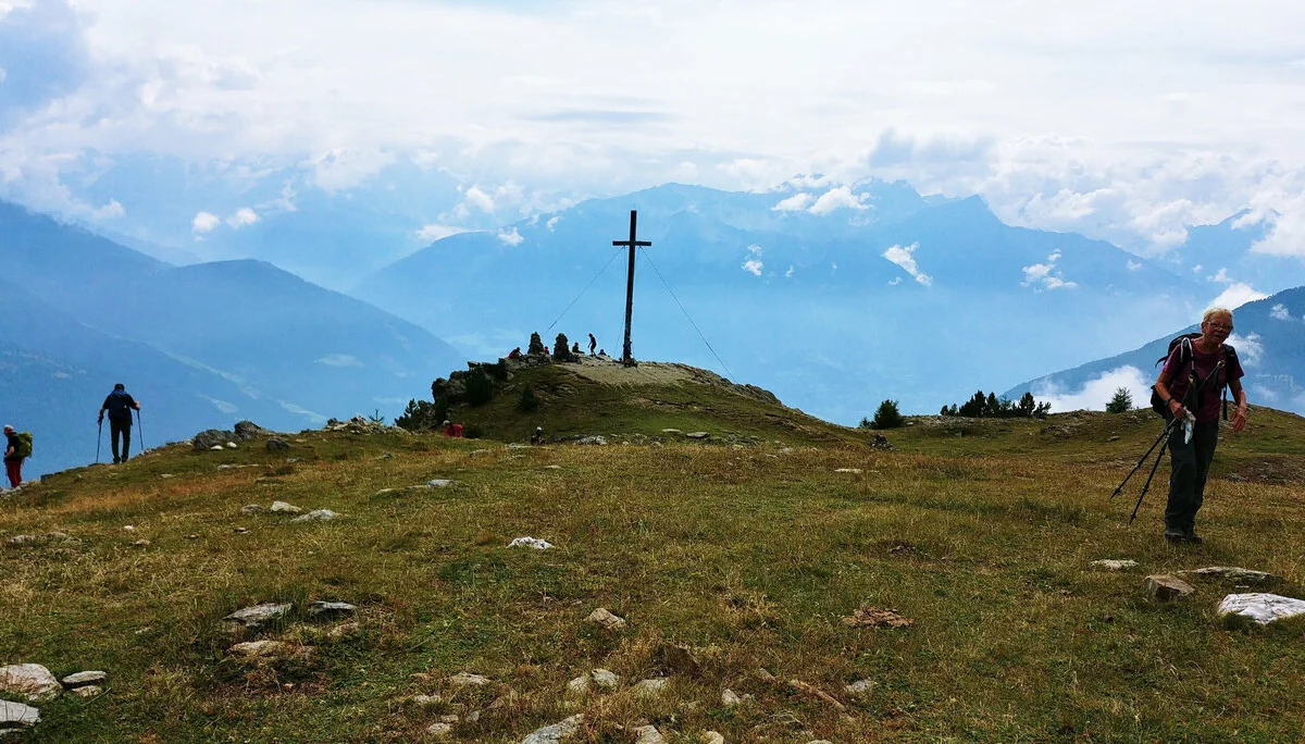Am Gipfel der spitzigen Lun | © Annette Gröbner