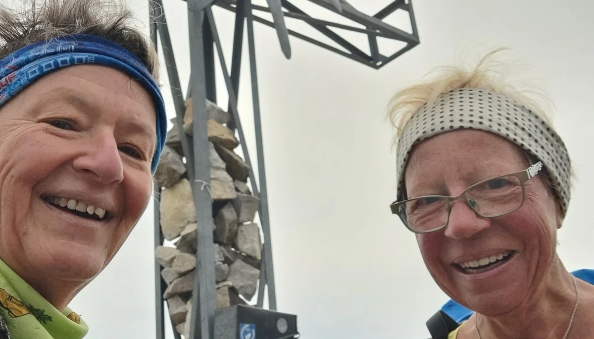 Ingrid und Carola an der Stempeljochspitze | © privat
