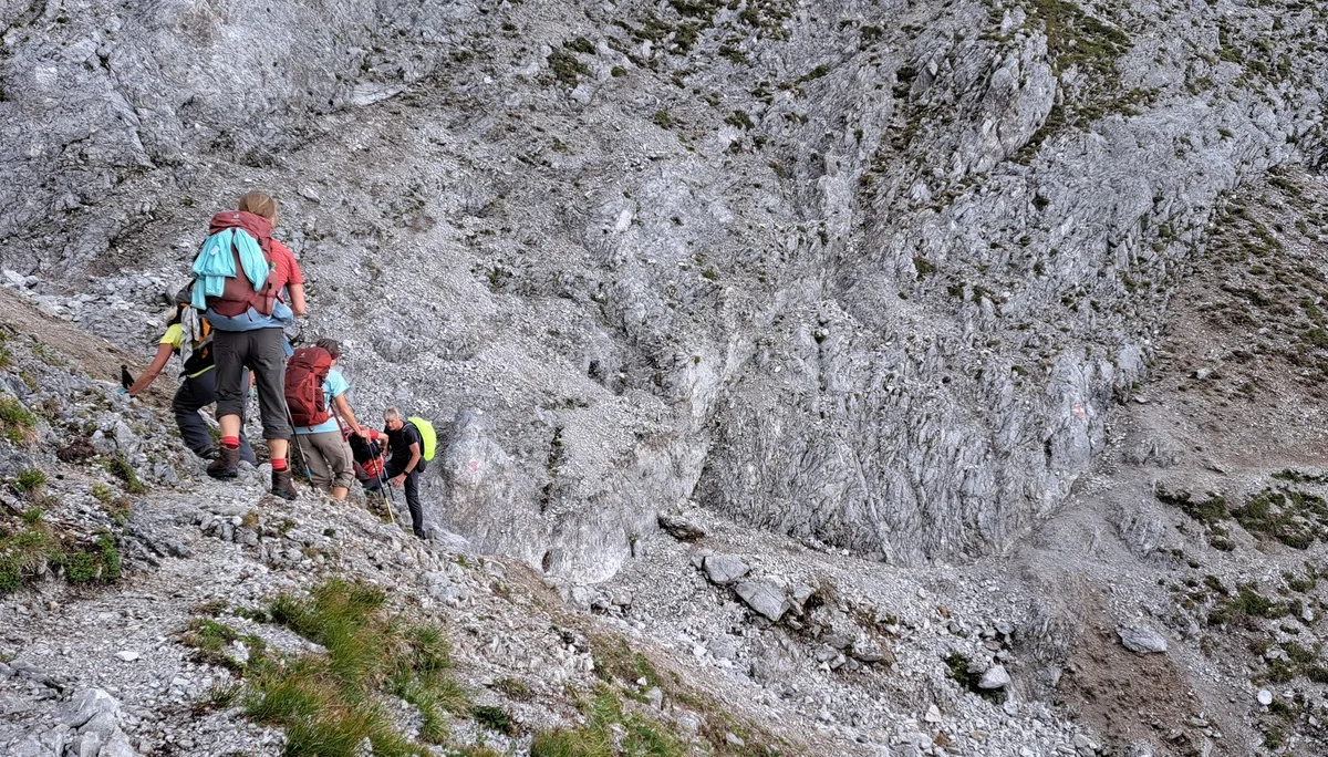 steiler Steig im Abstieg zur Thaurer Alm | © privat