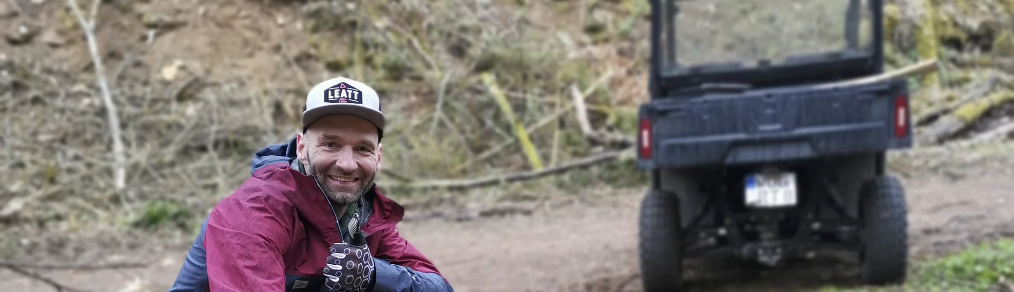 Geschäftsführer Robert Rieger beim Trailbau | © RideTime Concepts