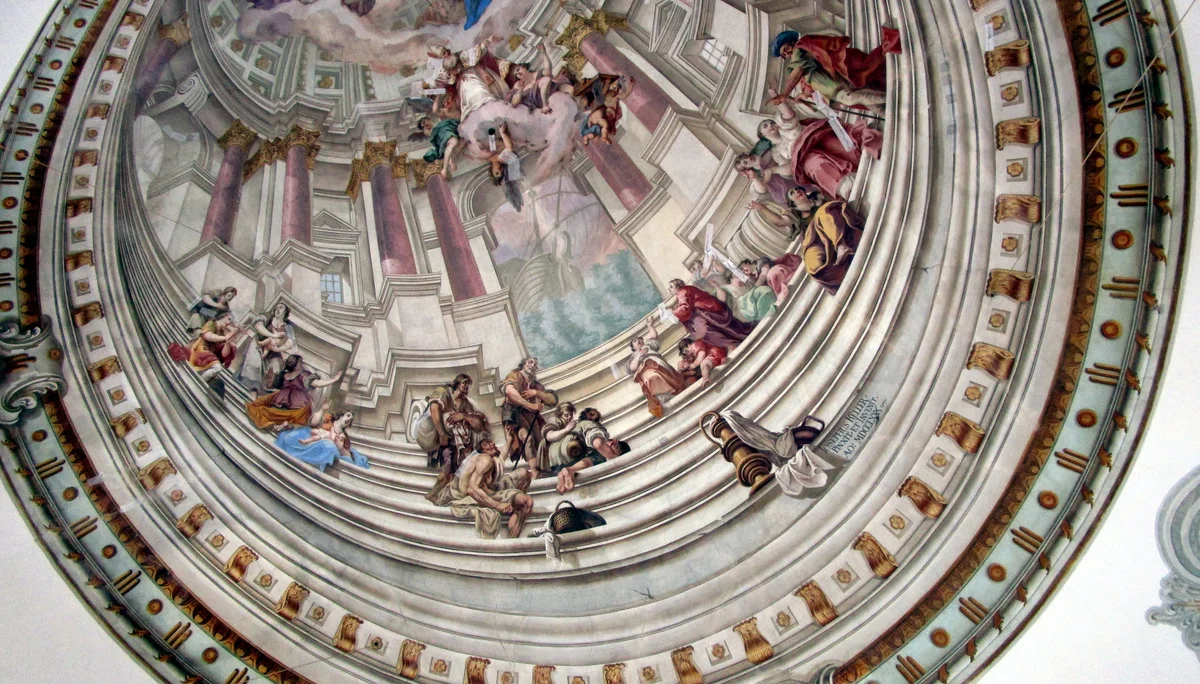 Deckengemälde - optische Vortäuschung einer Kuppel | © DAV Augsburg Senioren