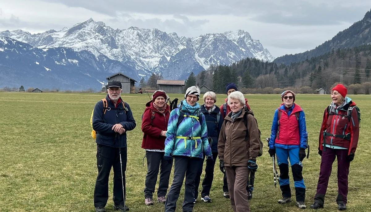 Grüne Wiesen bei Farchant | © DAV Augsburg Senioren