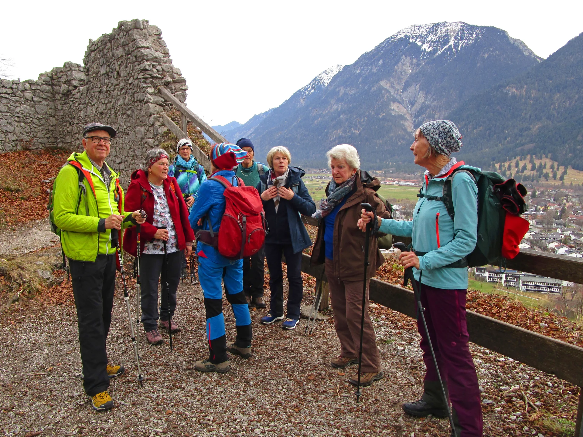 Abriss der Burggeschichte | © DAV Augsburg Senioren