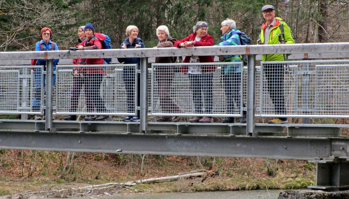 Steg über die Loisach | © DAV Augsburg Senioren