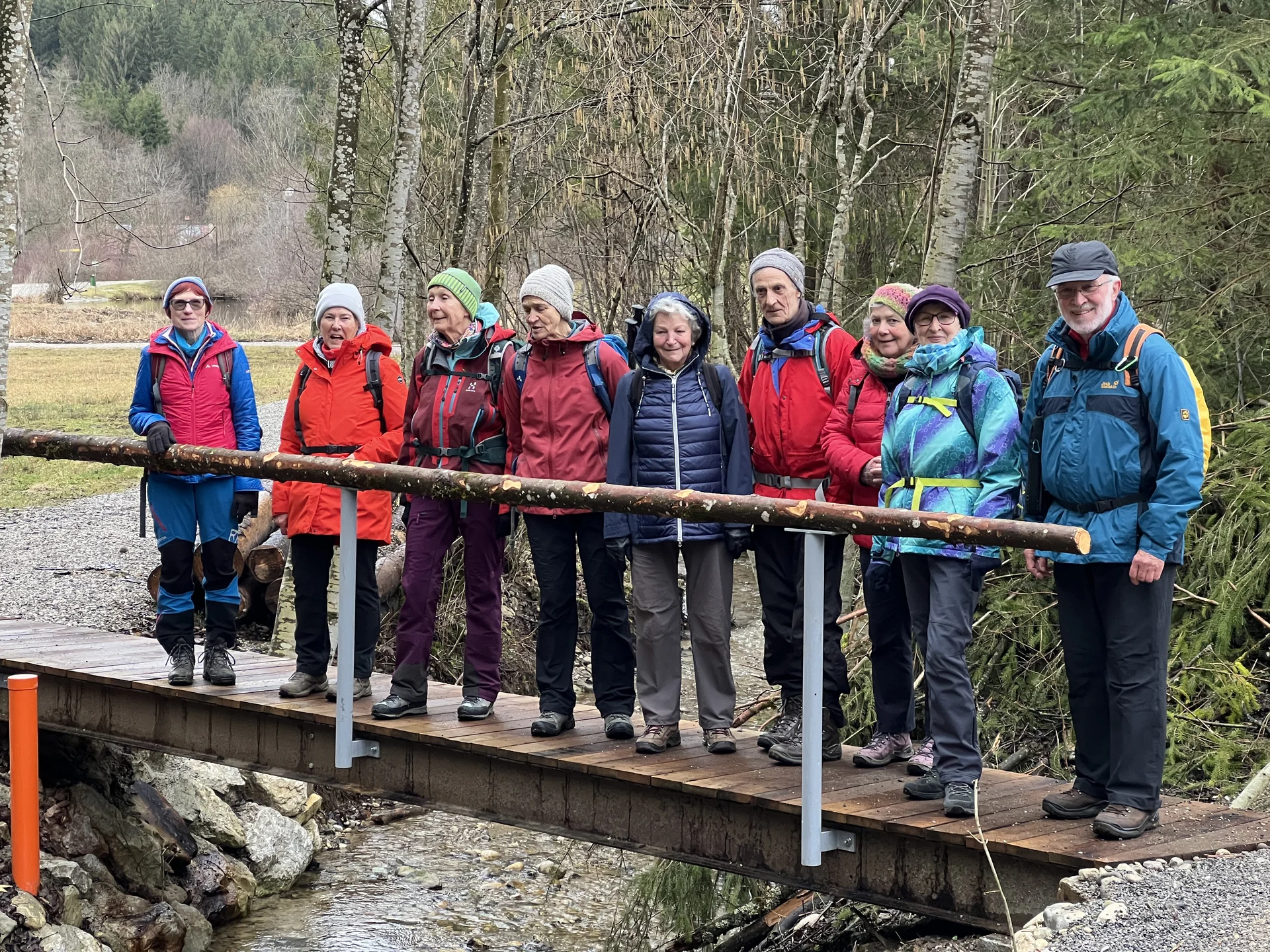 Neue Brücke über einen kleinen Seitenbach der Ach | © DAV Augsburg Senioren