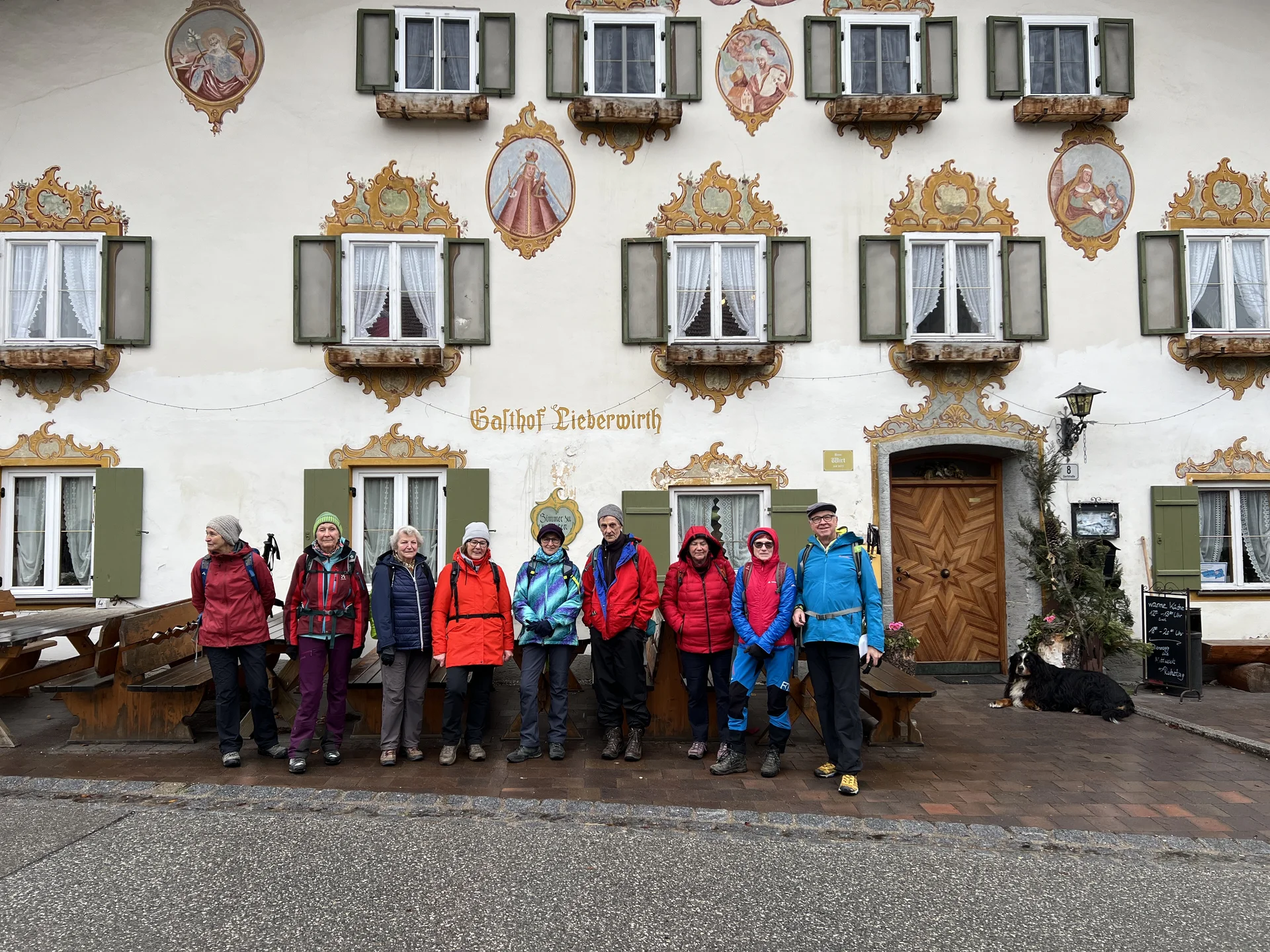 Schöffau - vor dem Gasthof Lieberwirth | © DAV Augsburg Senioren