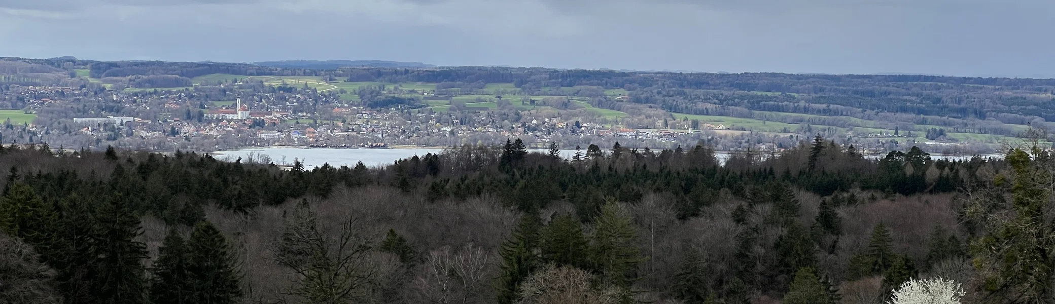 Zwischen Pähl und Andechs - Blick von der Kalten Wage zum Ammersee | © DAV Augsburg Senioren