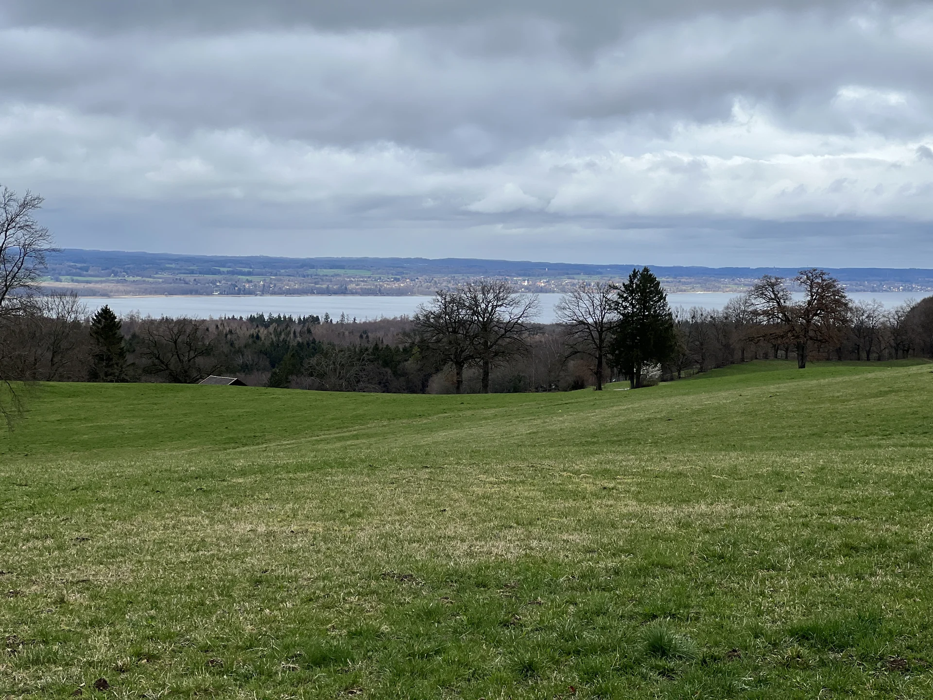 Zwischen Pähl und Andechs - Blick von der Kalten Wage zum Ammersee | © DAV Augsburg Senioren