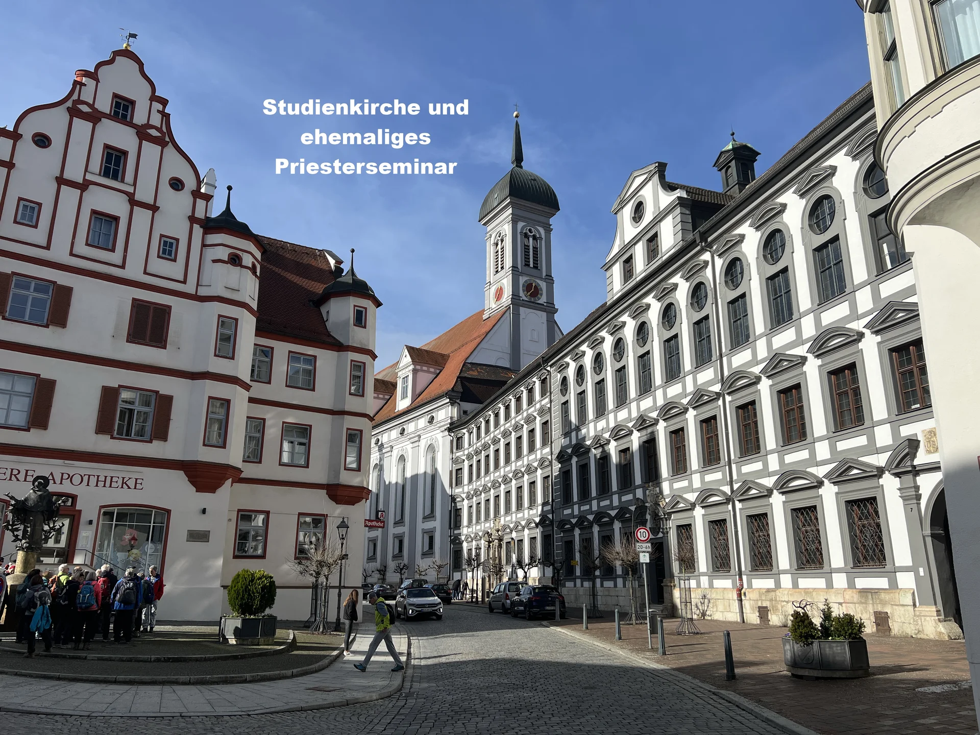 Dillingen - Obere Apotheke, Studienkirche und ehem. Priesterseminar | © DAV Augsburg Senioren