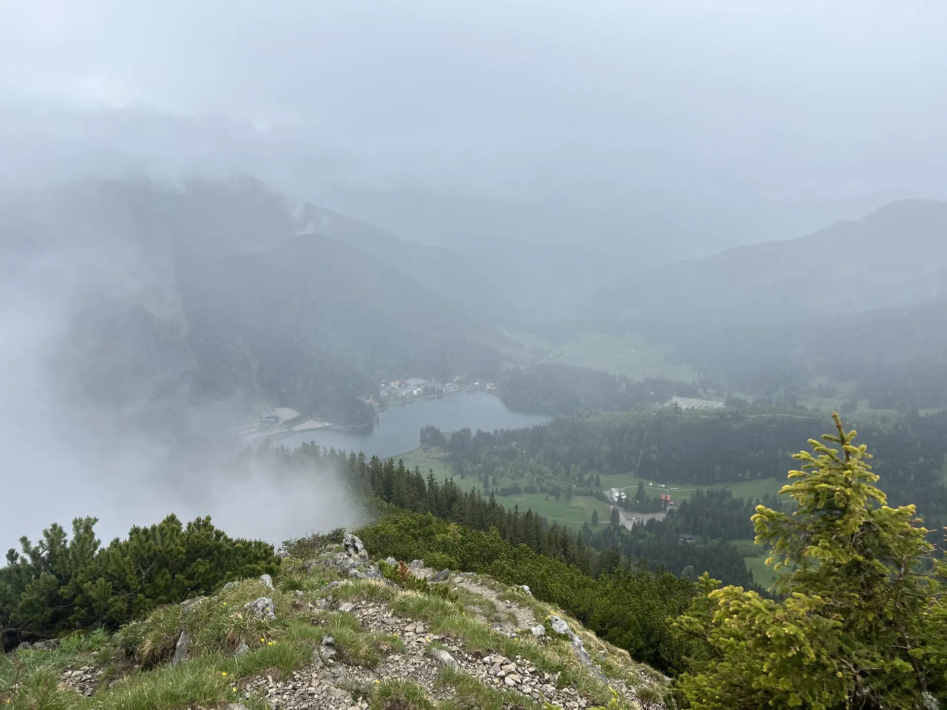 Blick auf den Spitzingsee | © DAV Augsburg Senioren