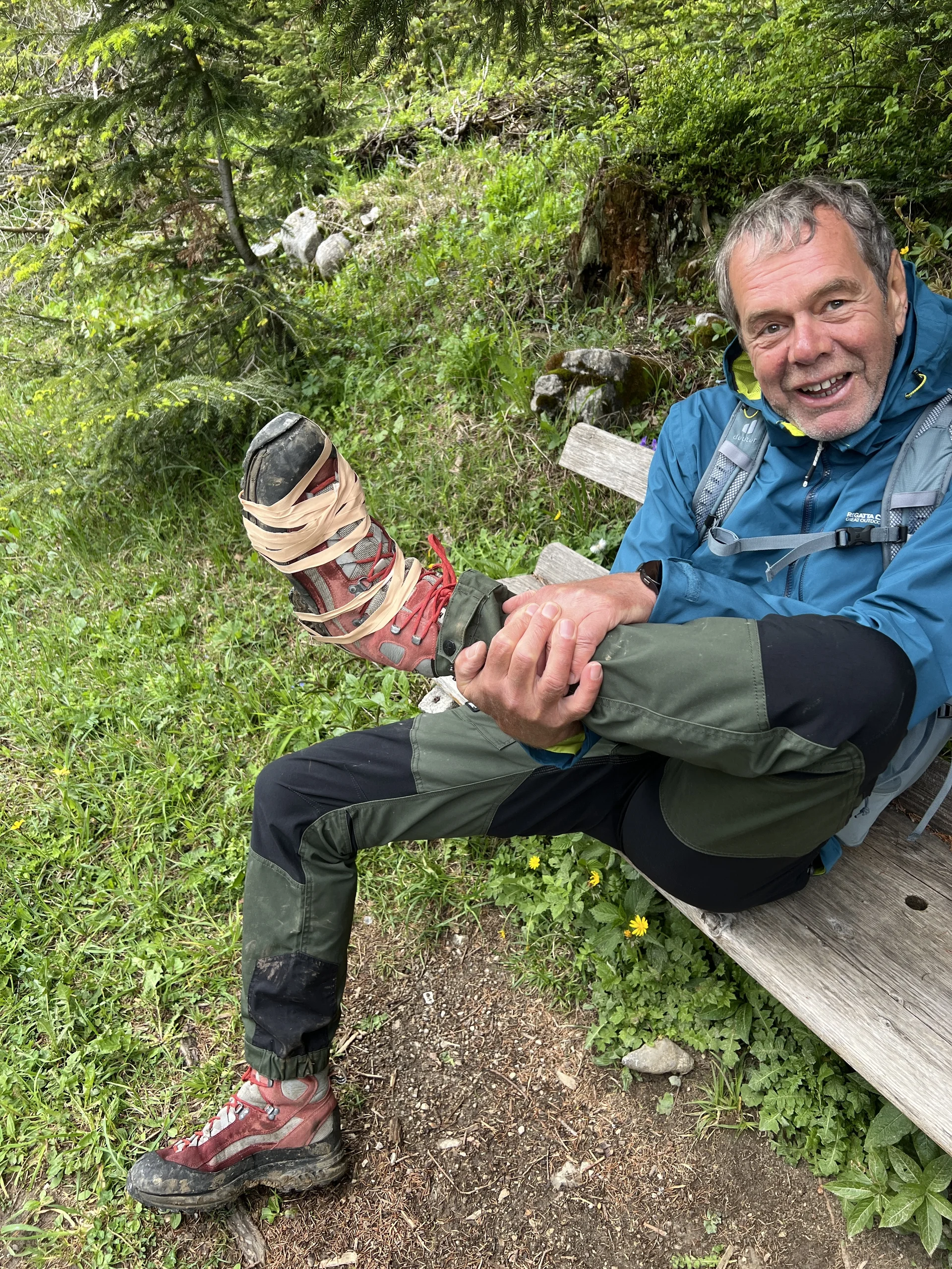 Ulrichs Bergschuh macht schlapp | © DAV Augsburg Senioren