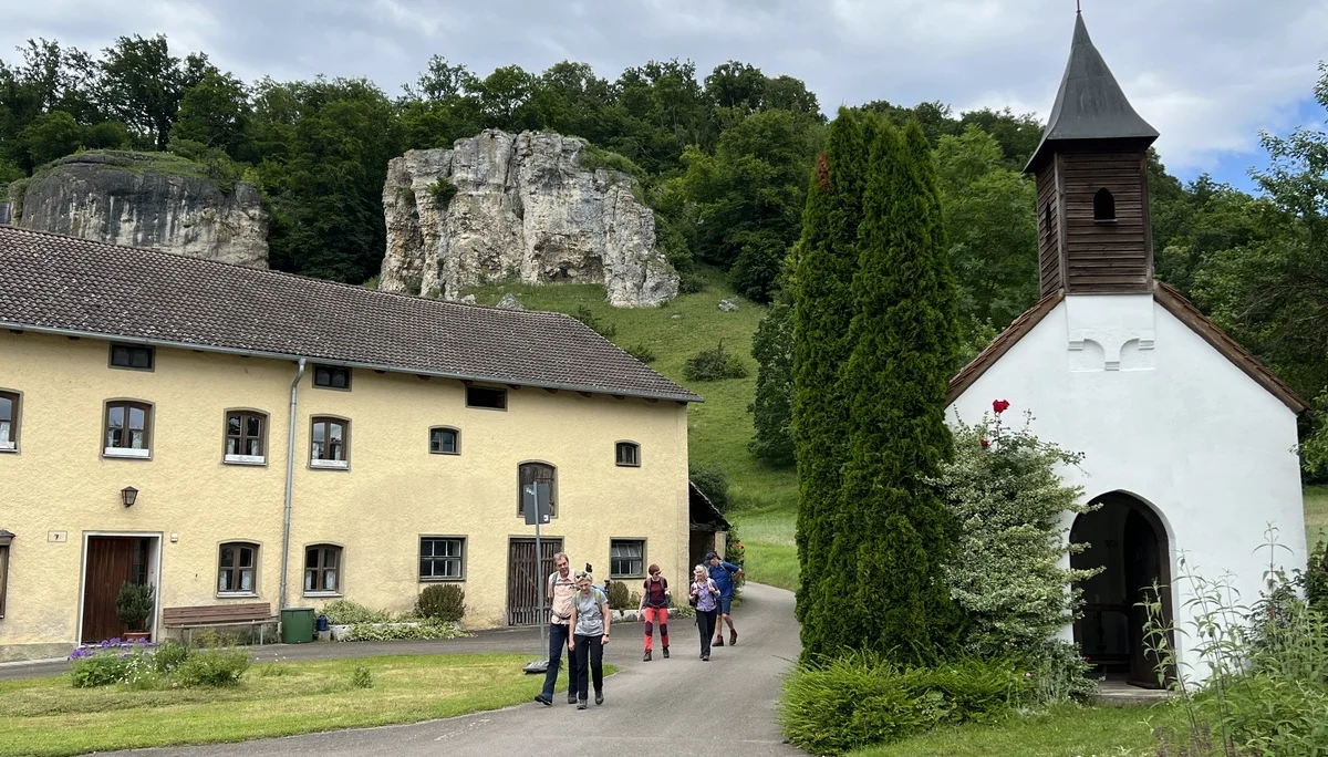 Häuser und Felsen von Hagenacker | © DAV Augsburg Senioren
