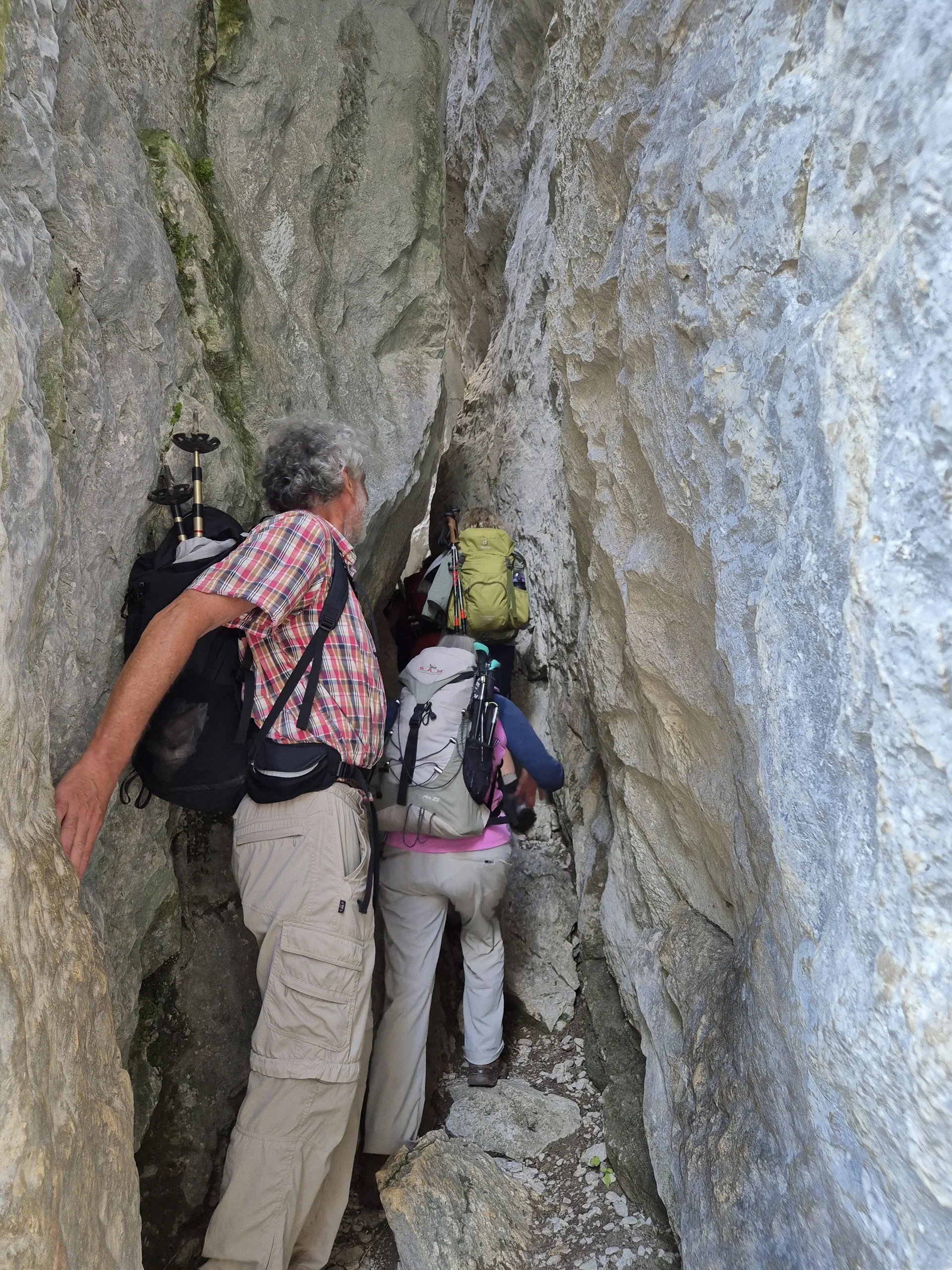 Hinein und durch... | © DAV Augsburg Senioren