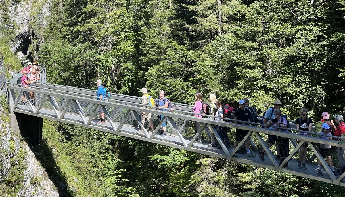 Höllbrücke in der Leutaschklamm | © DAV Augsburg Senioren
