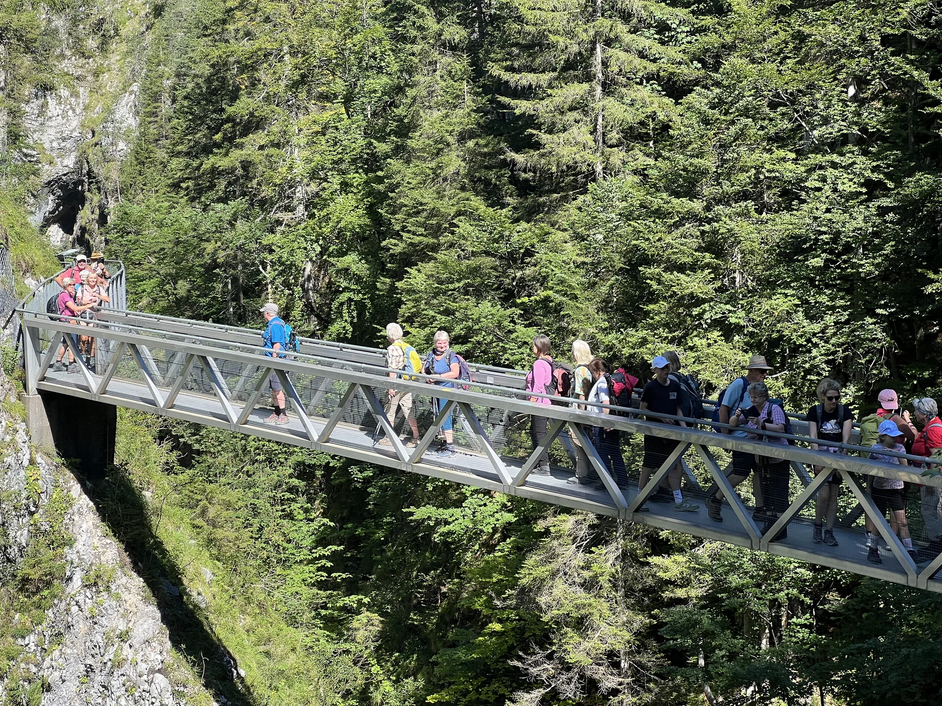 Höllbrücke in der Leutaschklamm | © DAV Augsburg Senioren