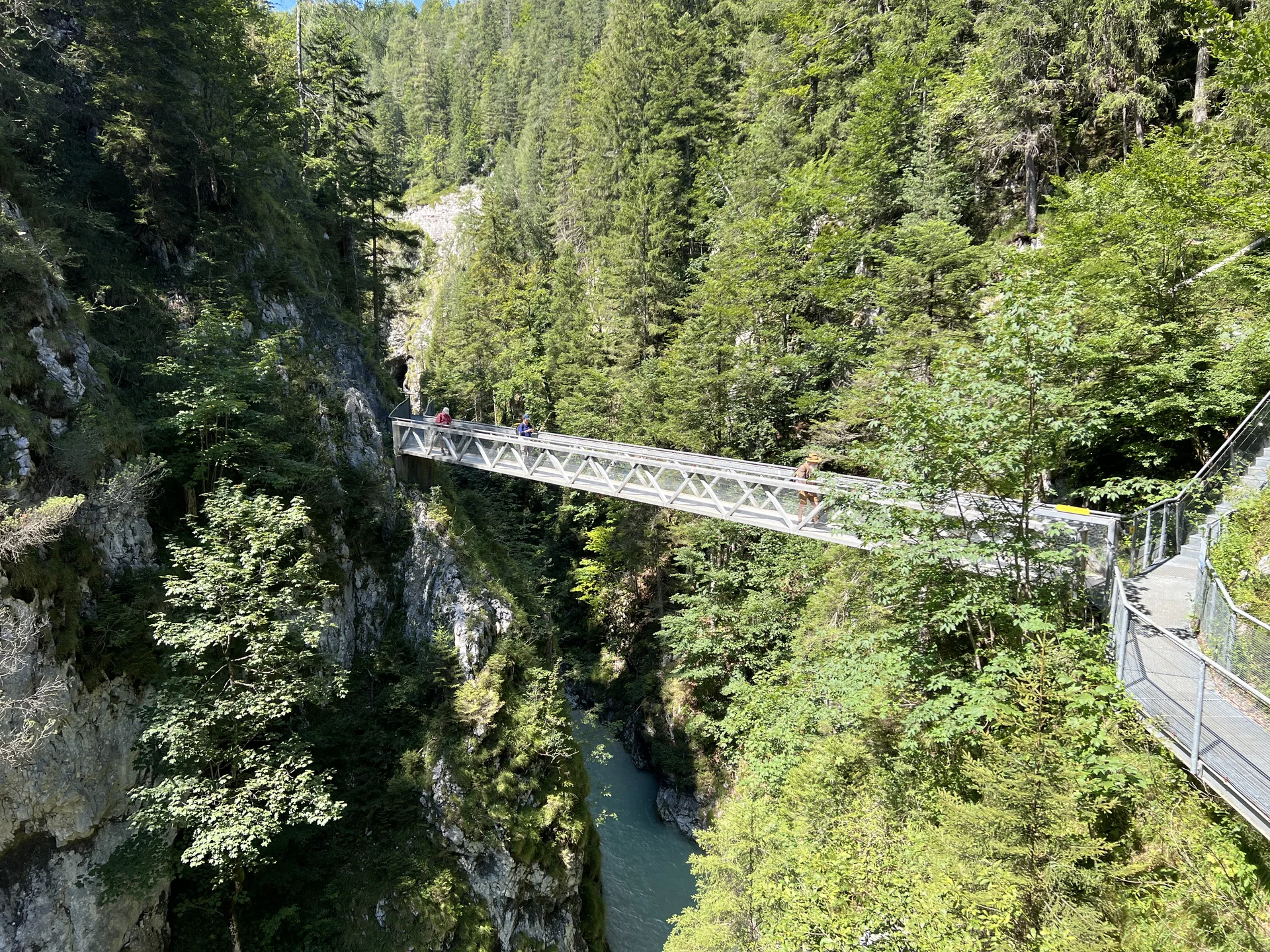 Die Höllbrücke in der Leutaschklamm | © DAV Augsburg