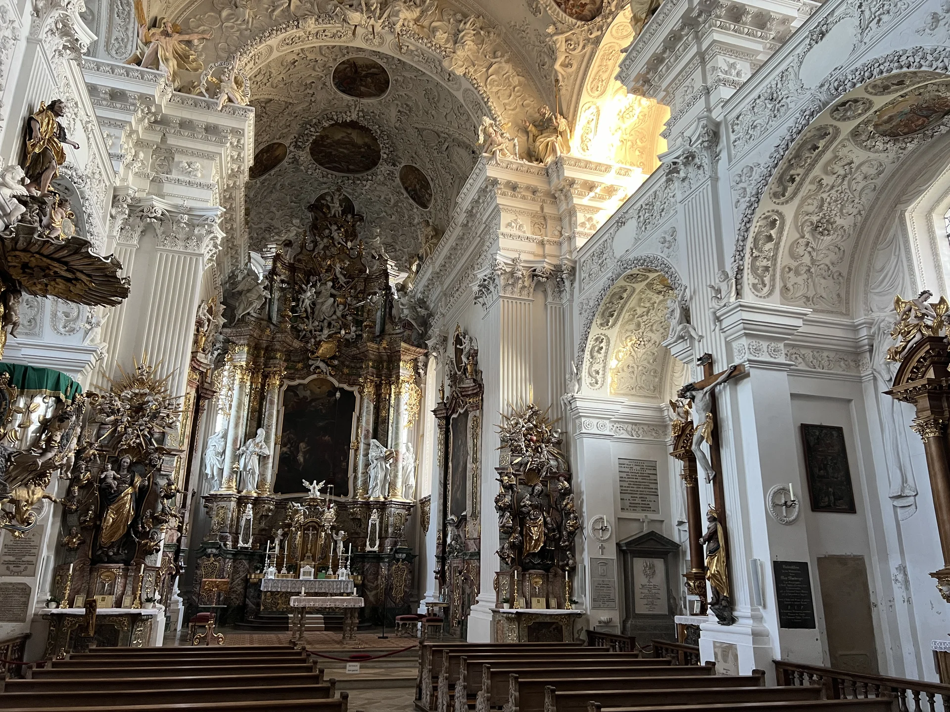 Kloster Holzen - Kirche St. Johannes der Täufer, Inneres | © DAV Augsburg Senioren