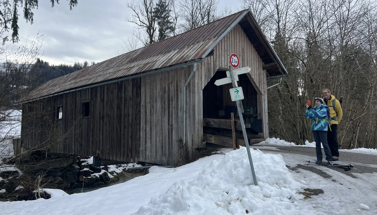 Holzbrücke über die Weißach bei Steinebach | © DAV Augsburg Senioren