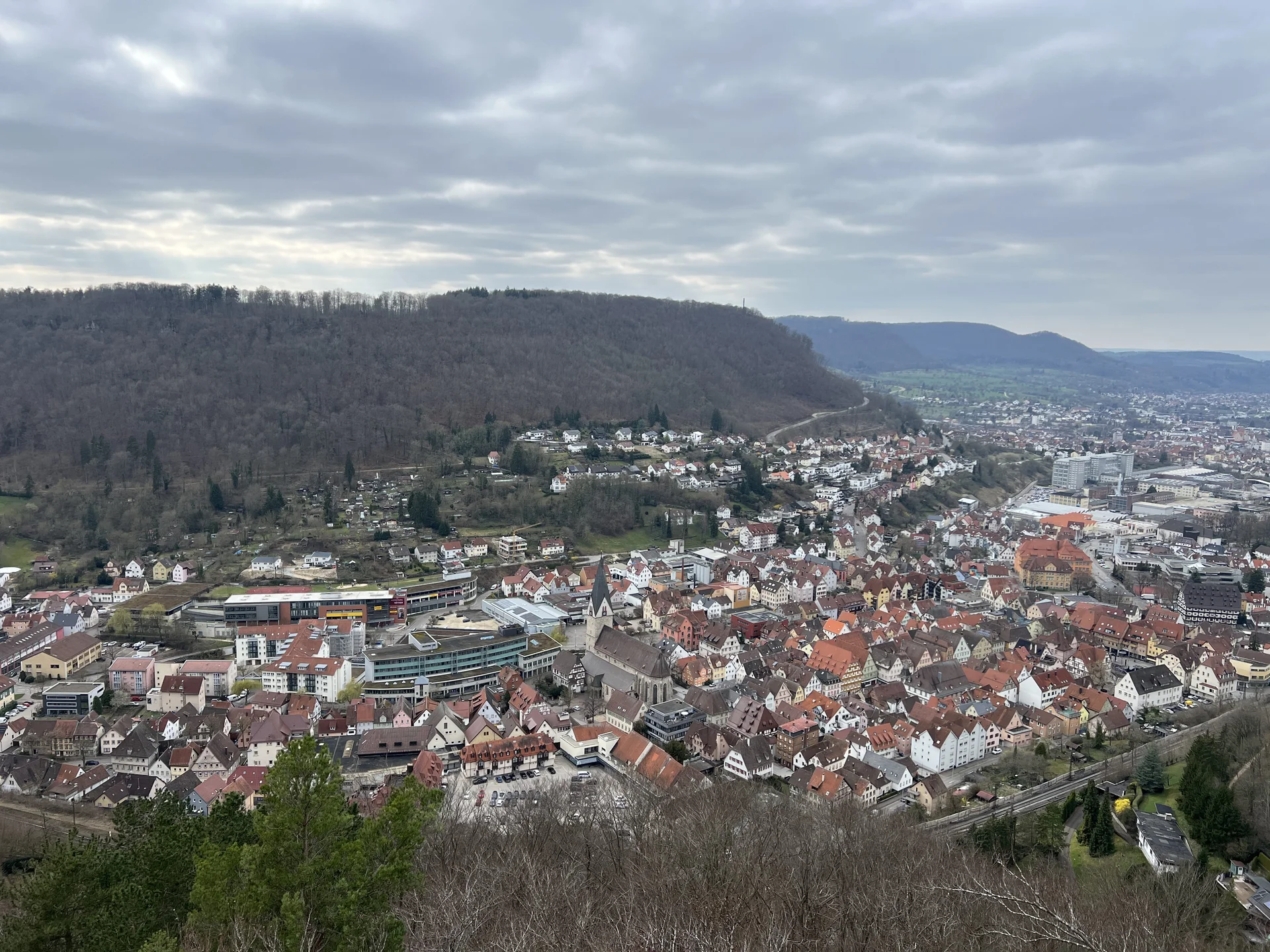 Blick vom Oedemturm auf Geislingen | © DAV Augsburg Senioren