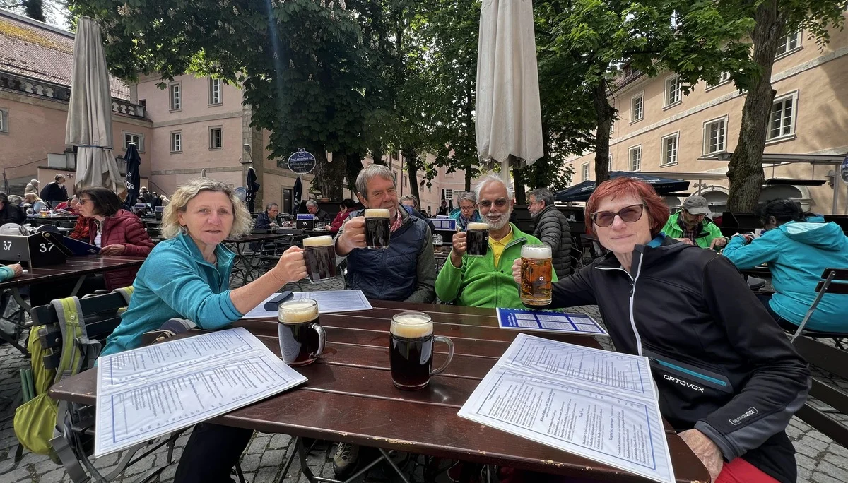 Mittagseinkehr im Kloster Weltenburg | © DAV Augsburg Senioren