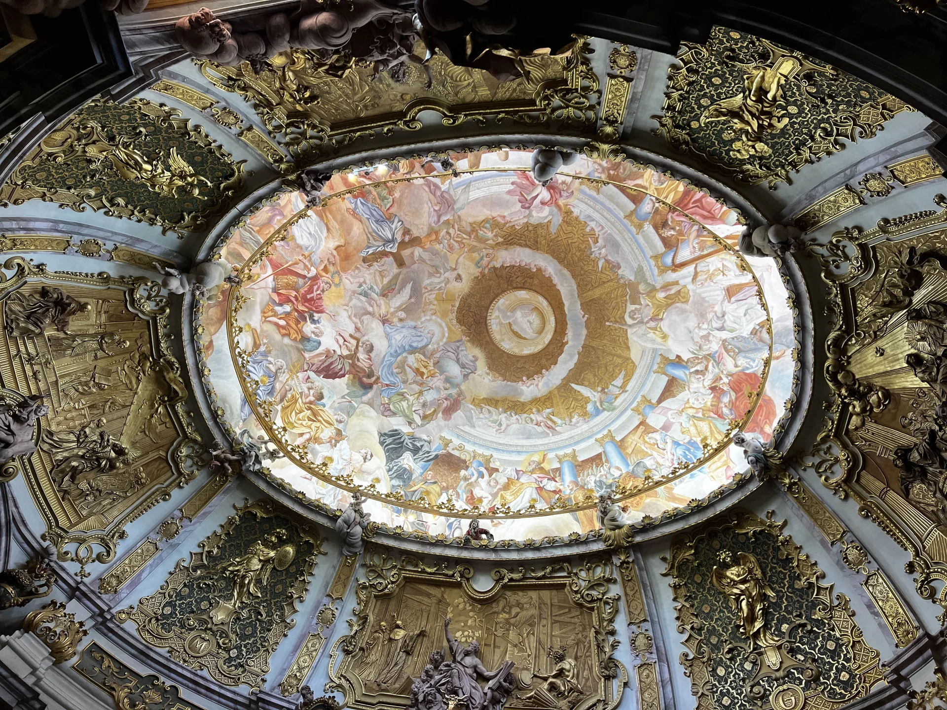 Kloster Weltenburg-Kirche St. Georg | © DAV Augsburg Senioren