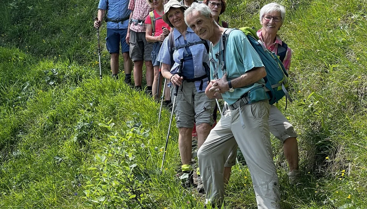 Abstieg auf schmalem Pfad vom Giessenbachsattel nach Farchant | © DAV Augsburg Senioren