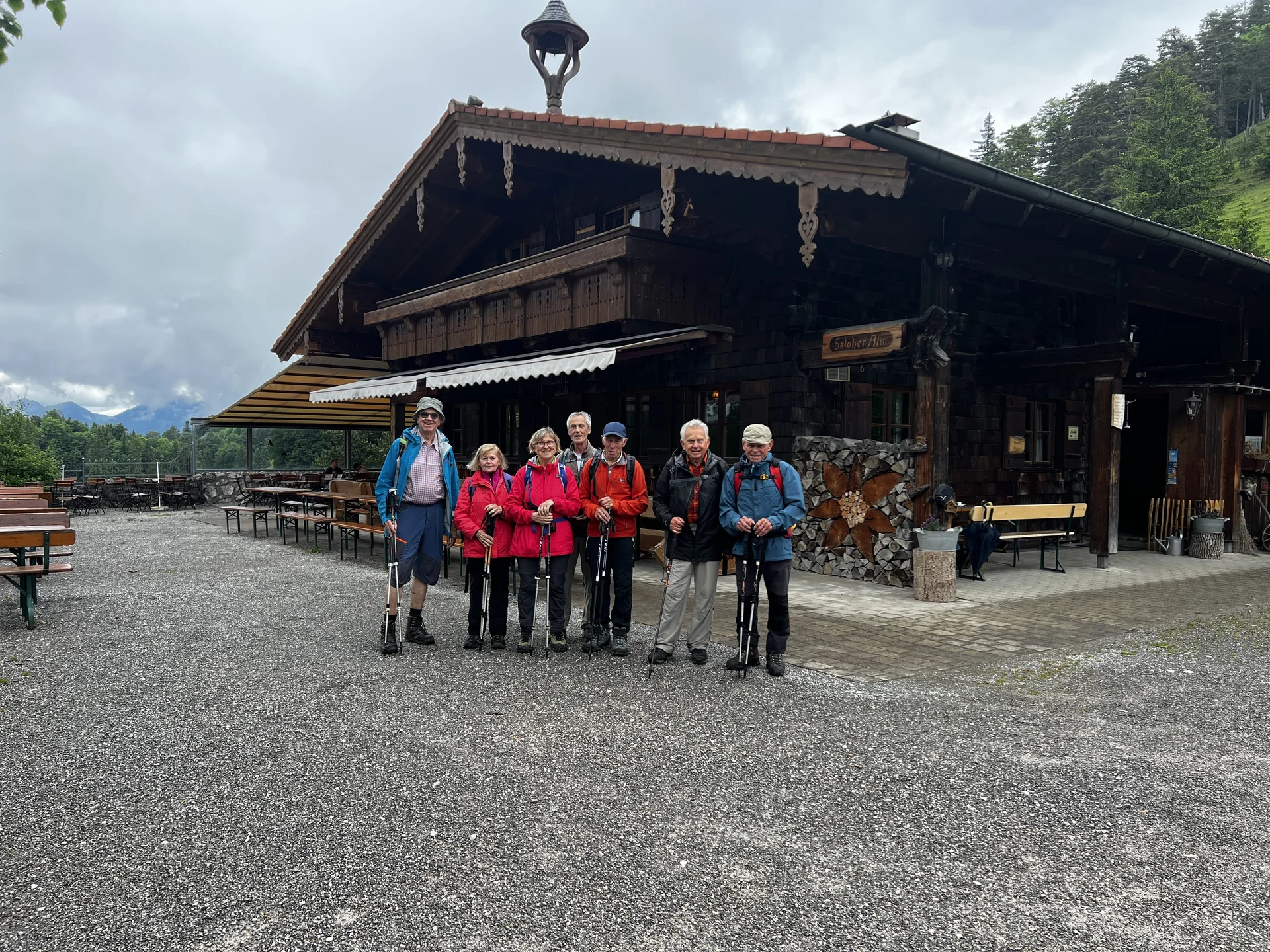 An der Salober-Alm - Gruppenfoto | © DAV Augsburg Senioren