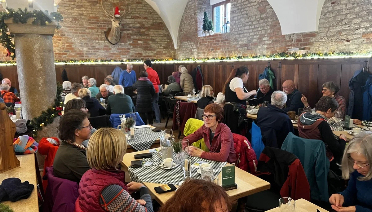 Einkehr im Klostergasthof Thierhaupten | © DAV Augsburg Senioren