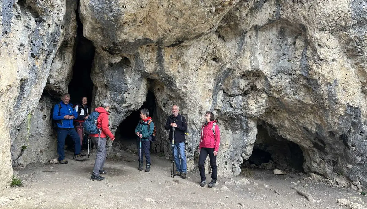 An der Dreieingangshöhle | © DAV Augsburg Senioren