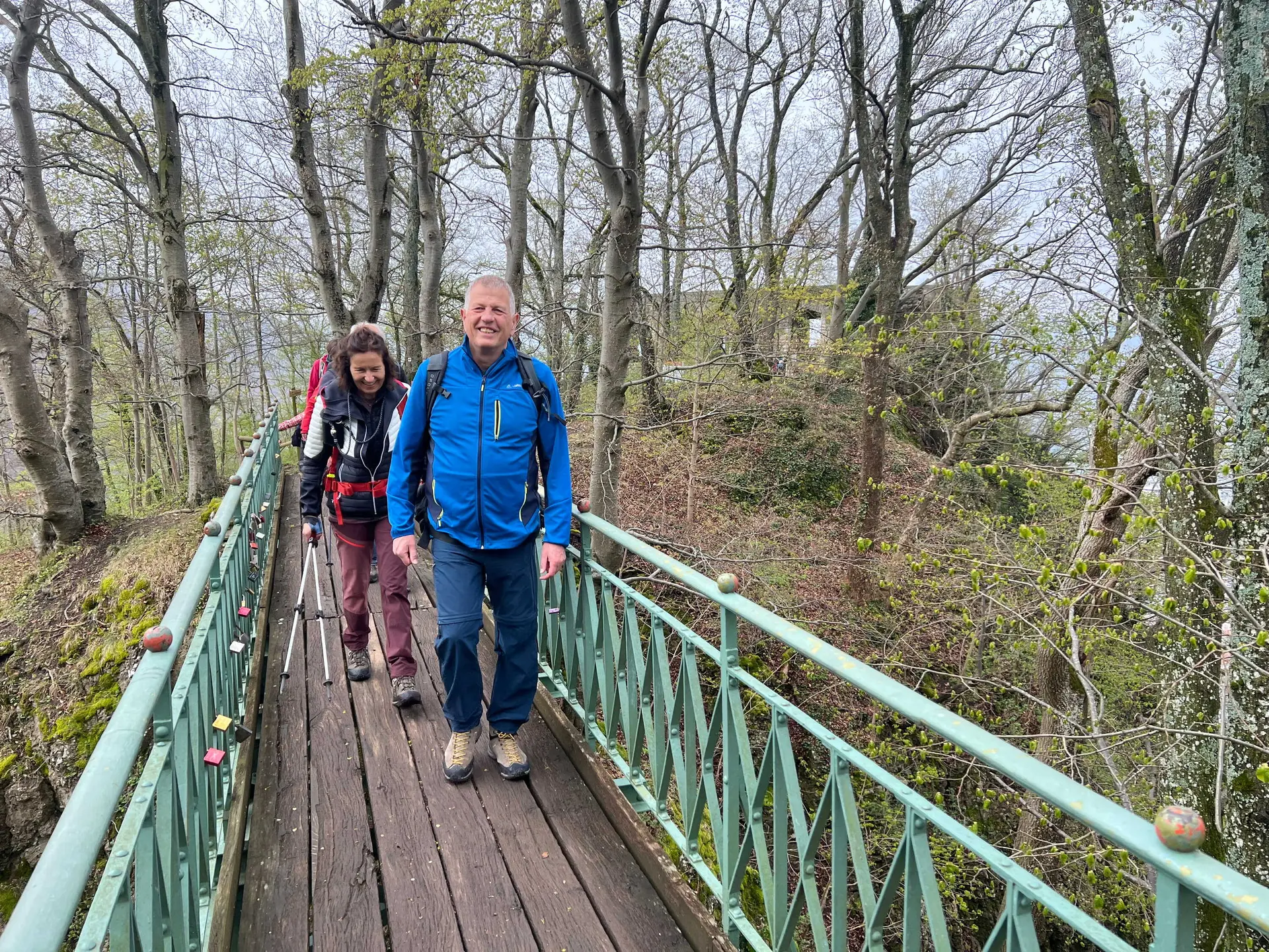 An der Burgruine Heubach - historische Stahlbrücke der Maschinenfabrik Esslingen | © DAV Augsburg Senioren