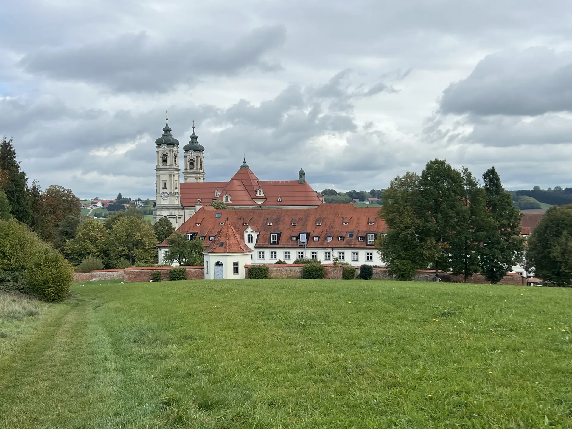 Zurück in Ottobeuren - Blick auf die Basilika | © DAV Augsburg Senioren
