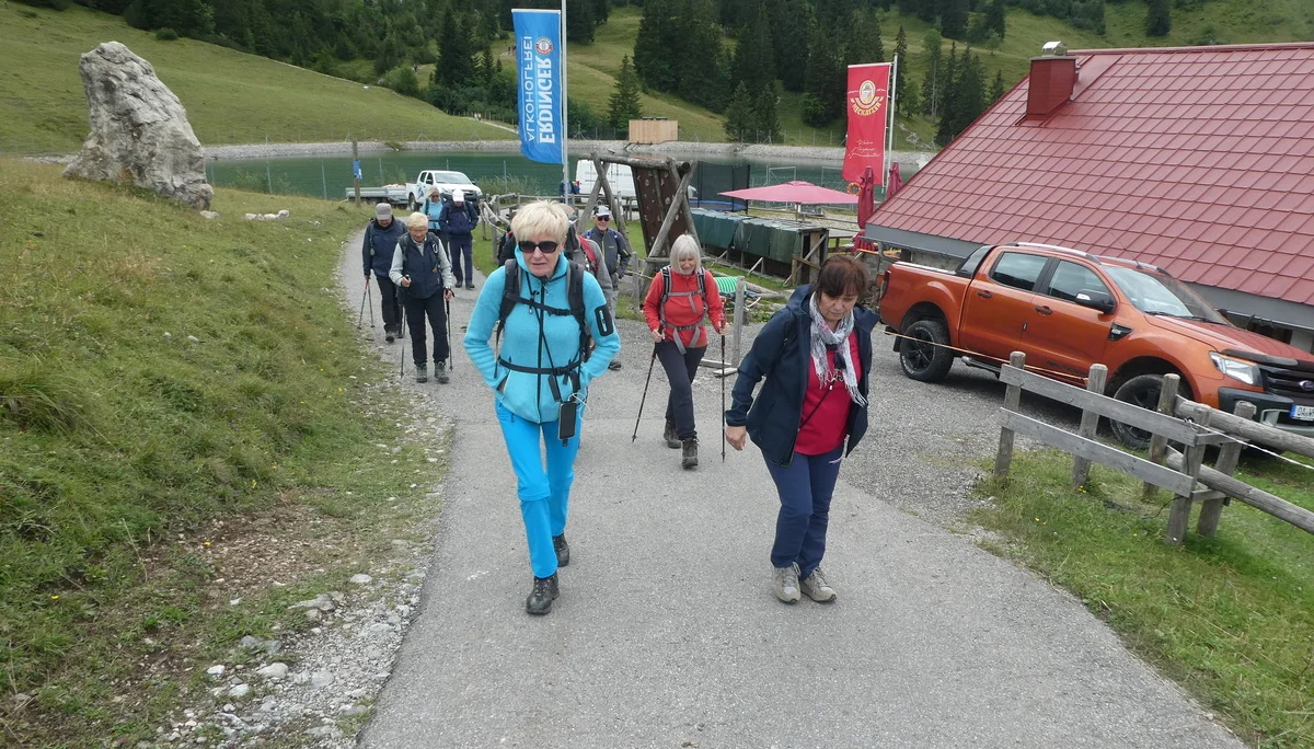 Gr. C Aufbruch nach der Einkehr | © DAV Augsburg Senioren