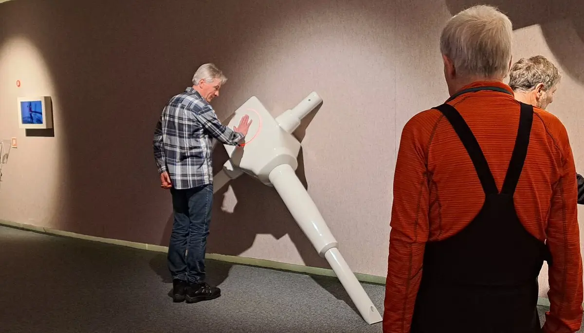 Hand auflegen - Ton abholen | © privat