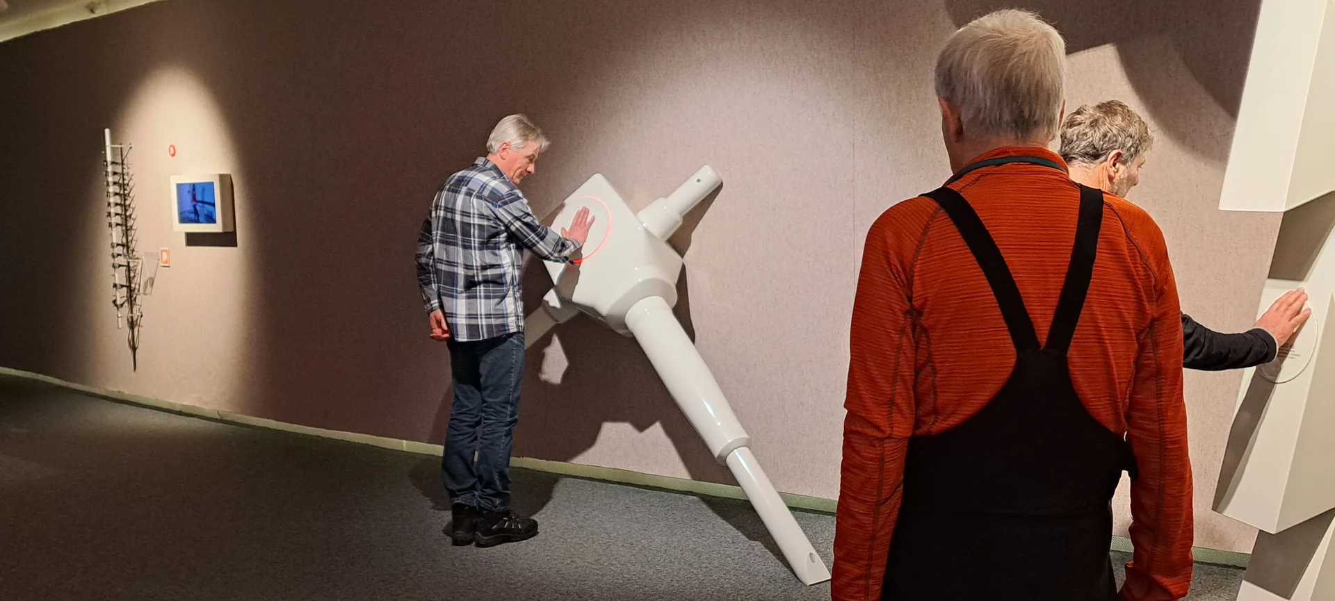 Hand auflegen - Ton abholen | © privat