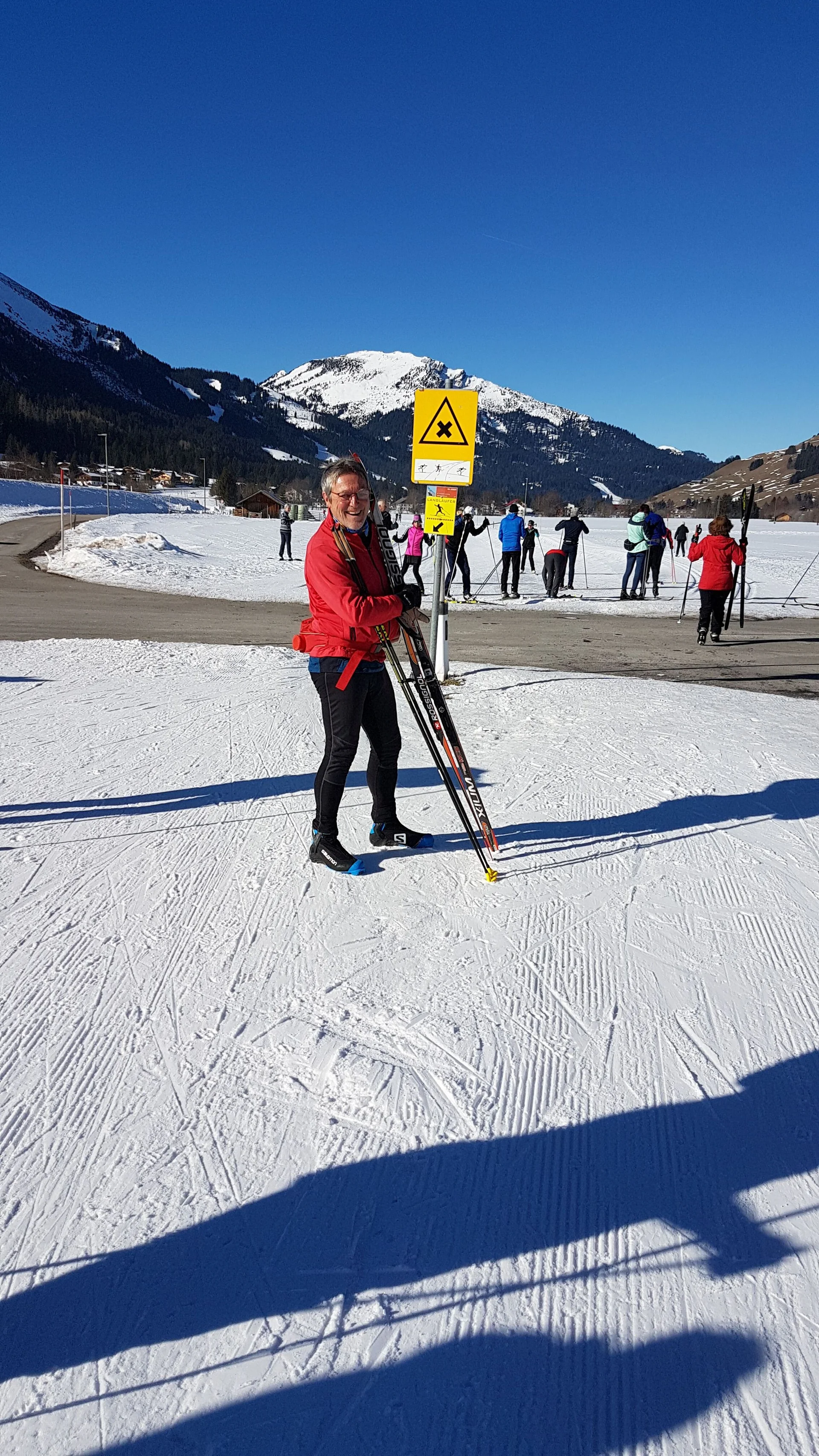 Langlaufen heißt auch ab und zu abschnallen | © privat