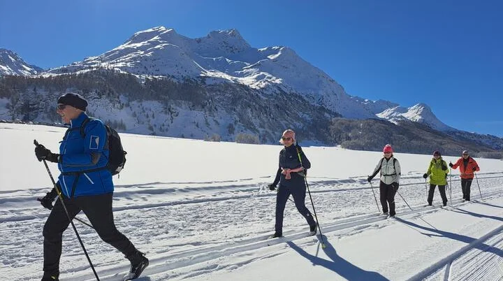 über den Silsersee mit Blick auf Piz da la Margna, 3159m | © CarolaA