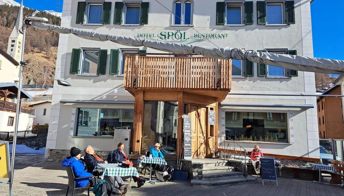 Sonnenplatz am Hotel | © privat