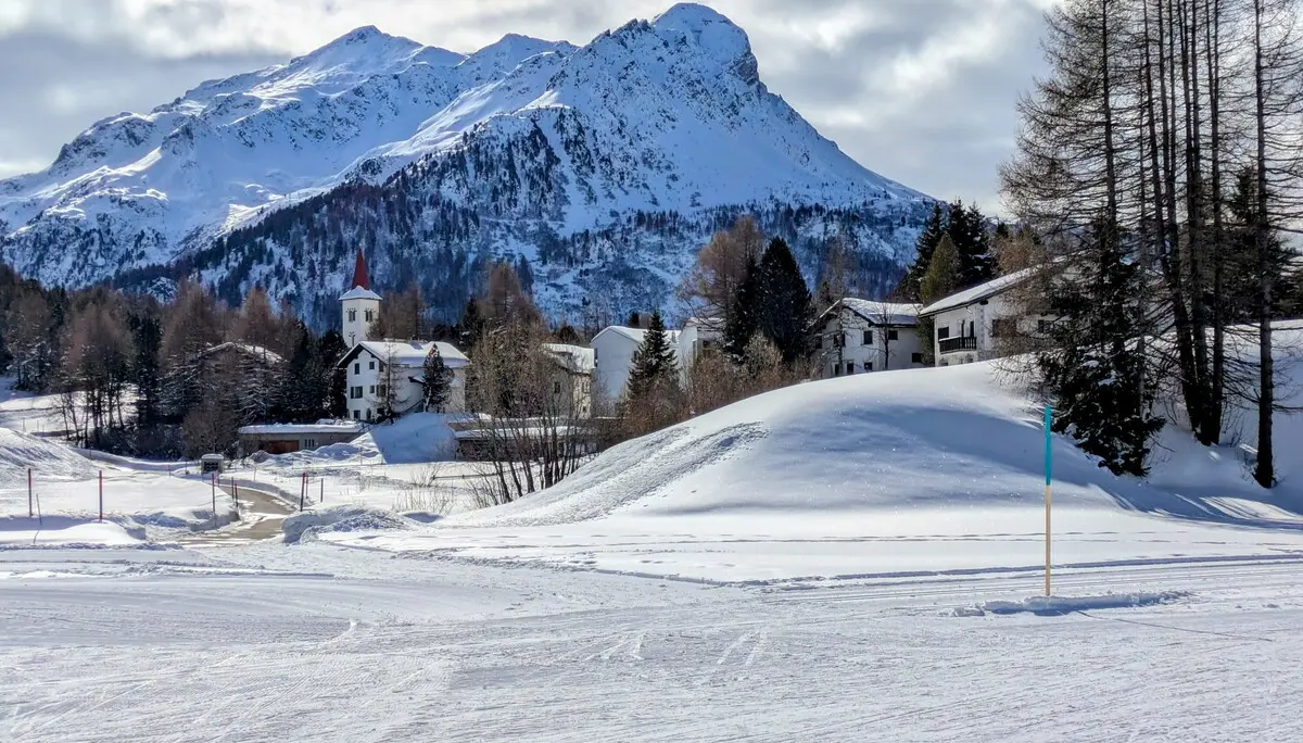 Maloja mit Piz da la Margna | © AloisM