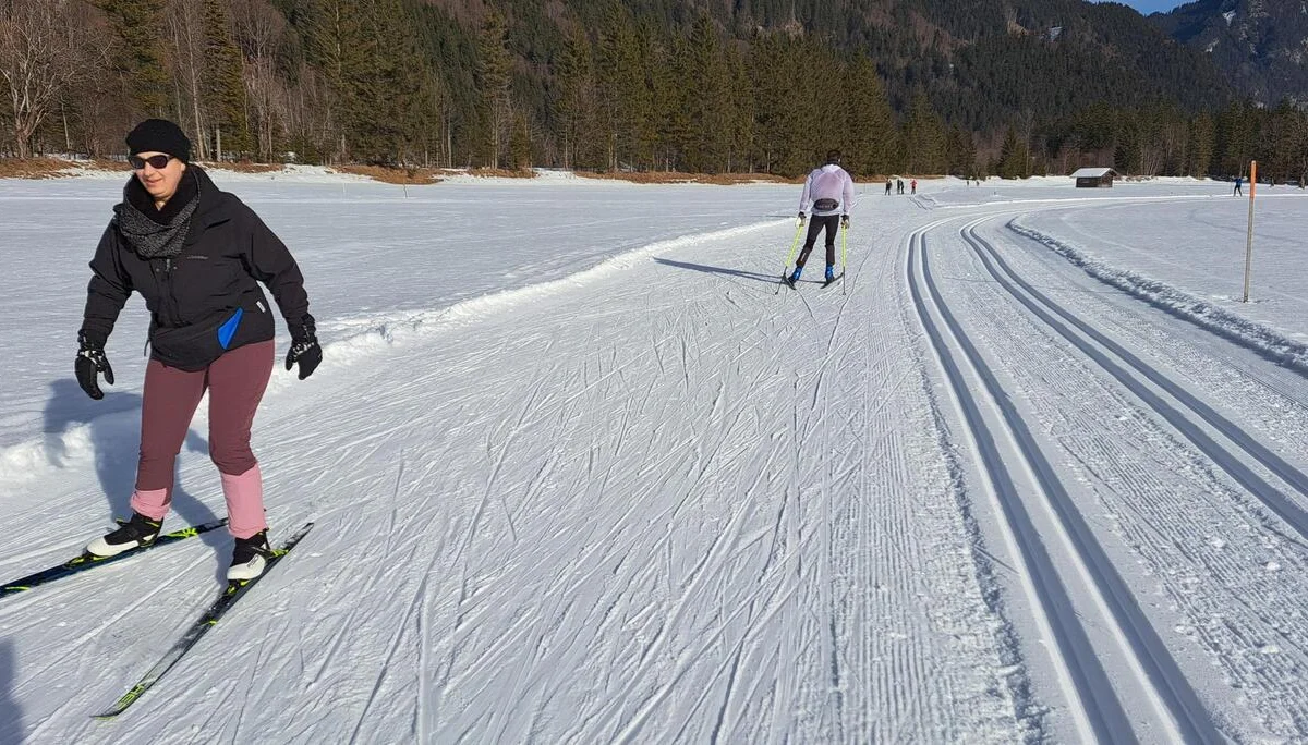 Übung Schlittschuhschritt Skating | © privat