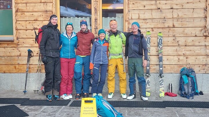 Gruppenbild vor dem Hotel Major | © Christoph Rotter