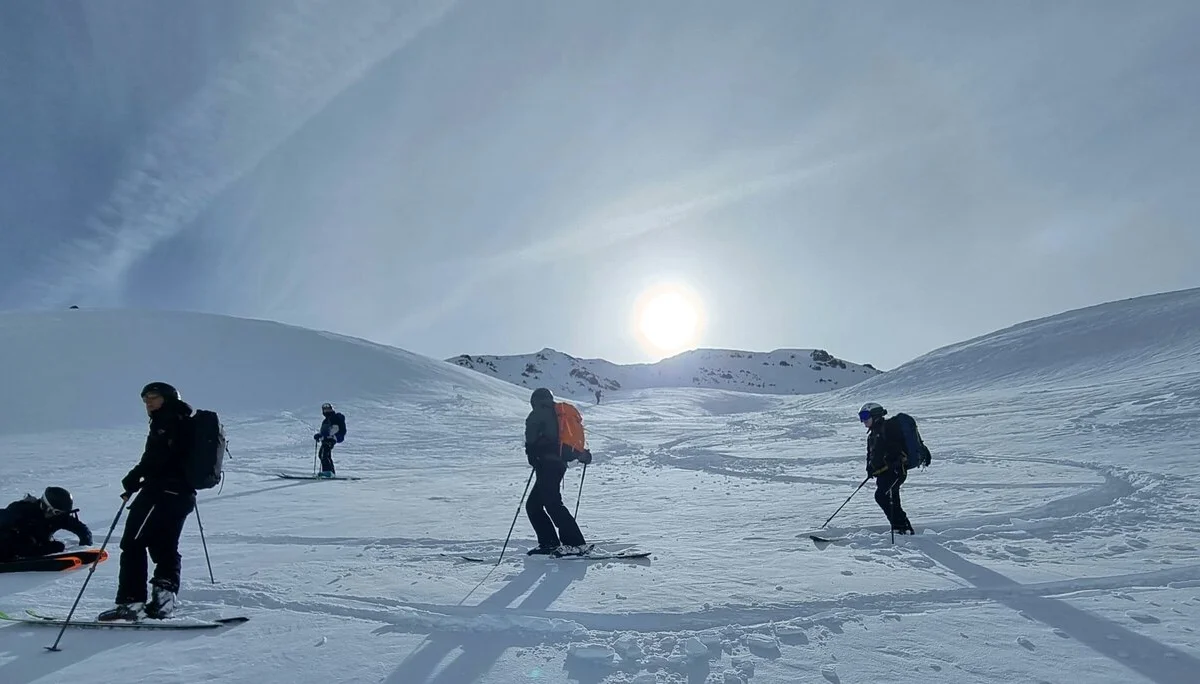 Abfahrt bei Neuschnee | © privat