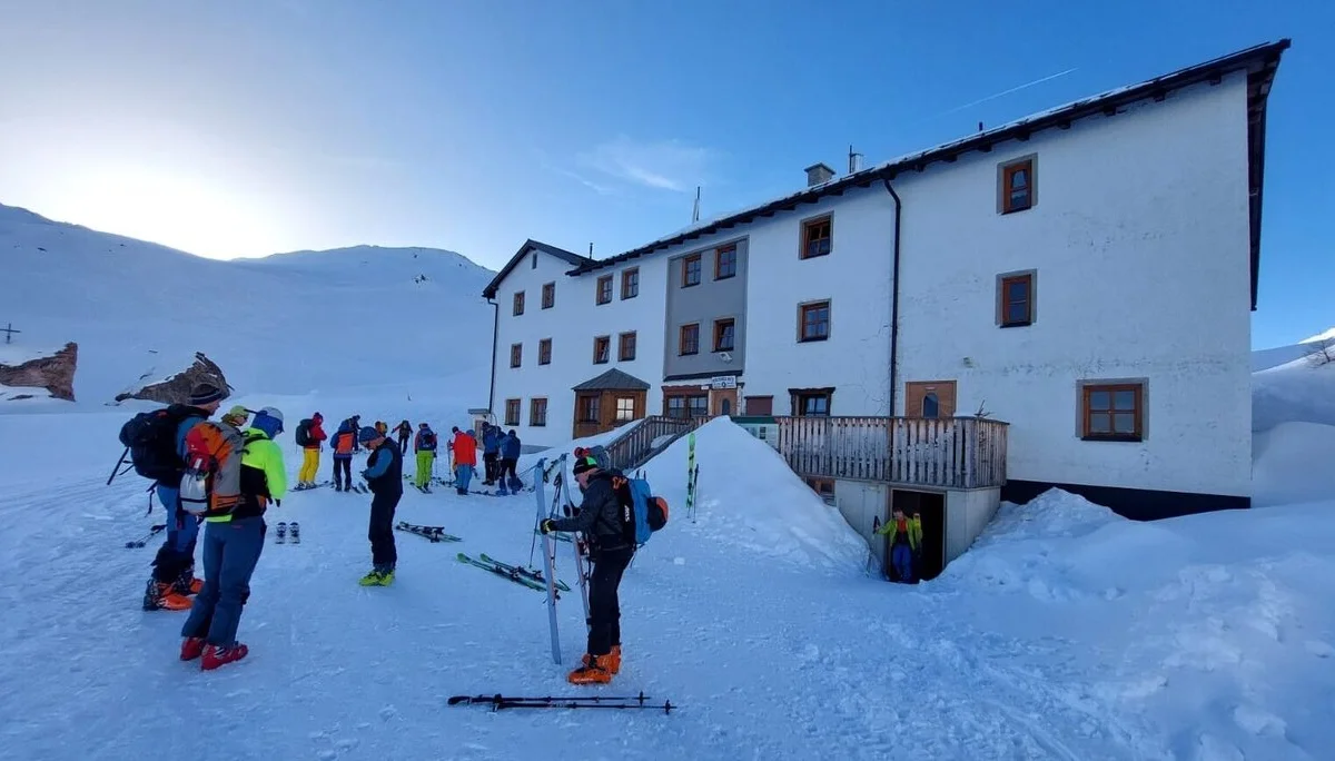 morgendlicher Start bei herrlichem Wetter an der Heidelberger Hütte | © privat
